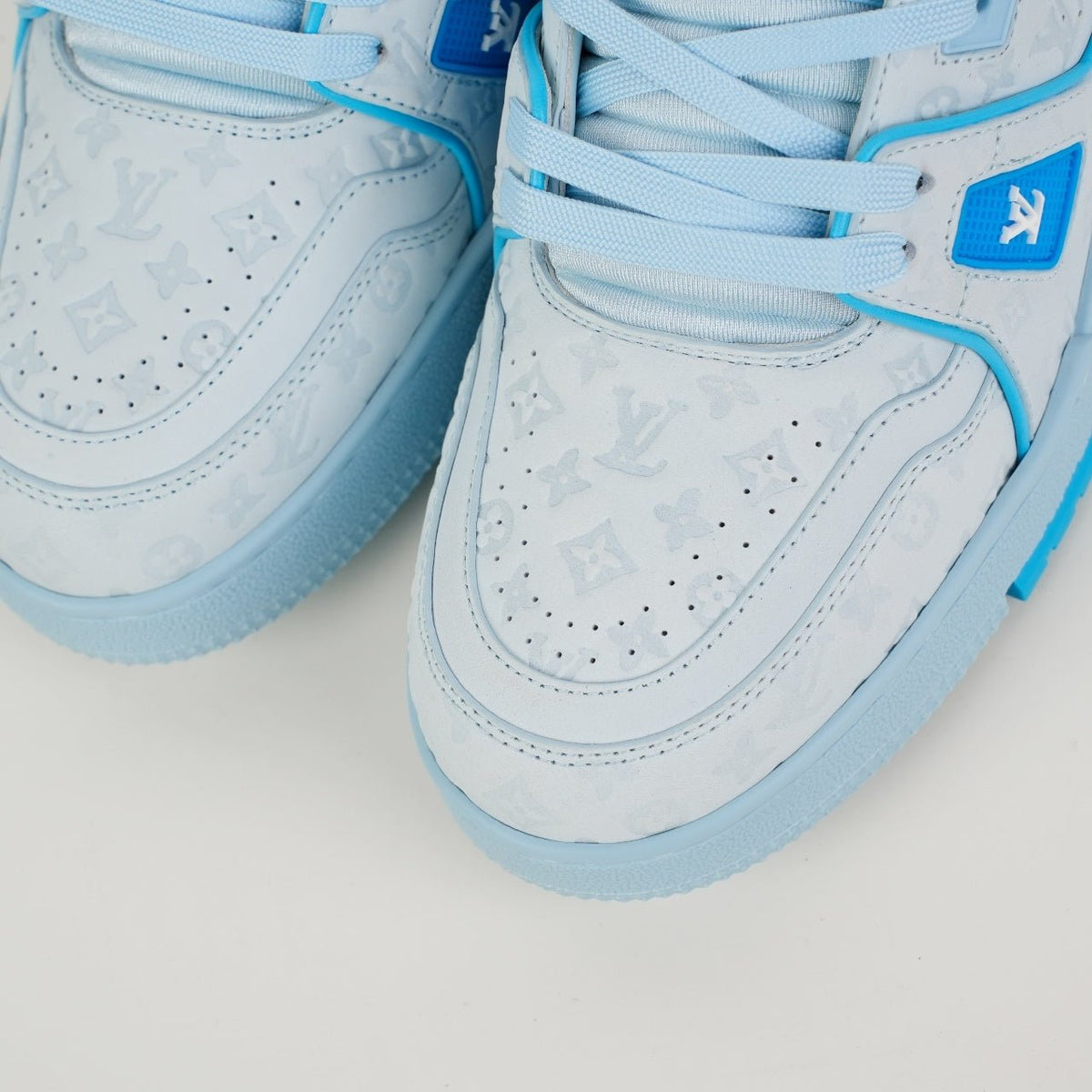 LV sky blue trainers - ARCHIVE HYPE